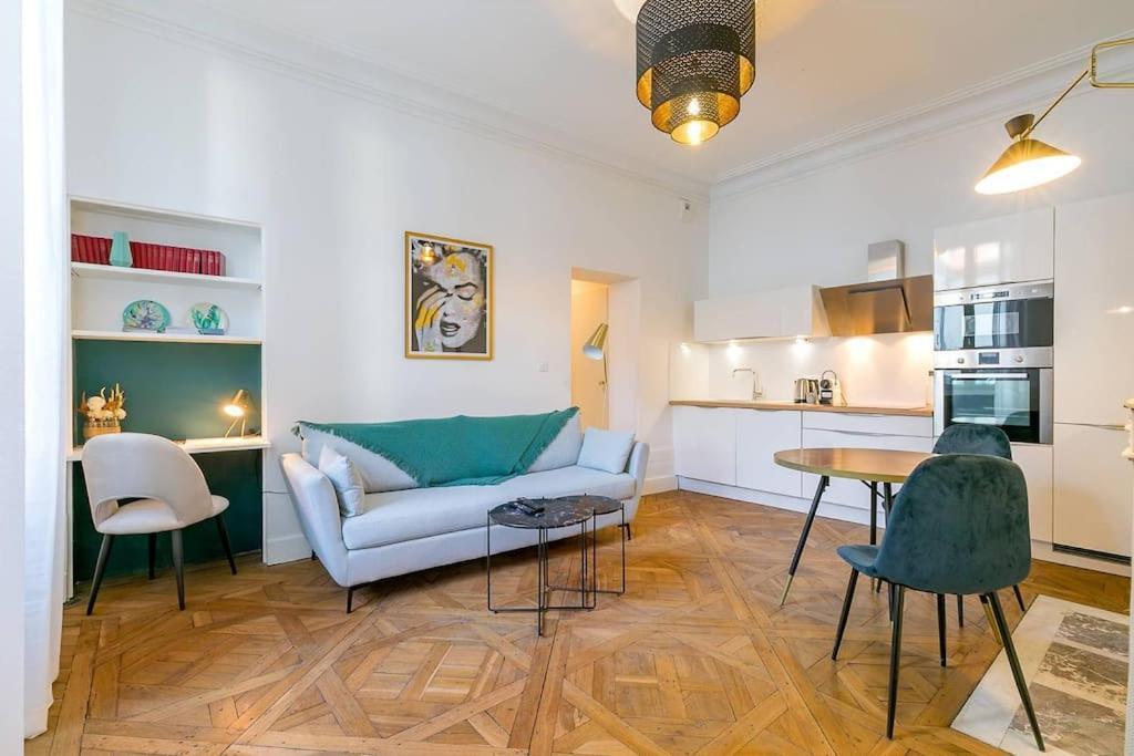 La Closerie Des Cordeliers ديجون المظهر الخارجي الصورة