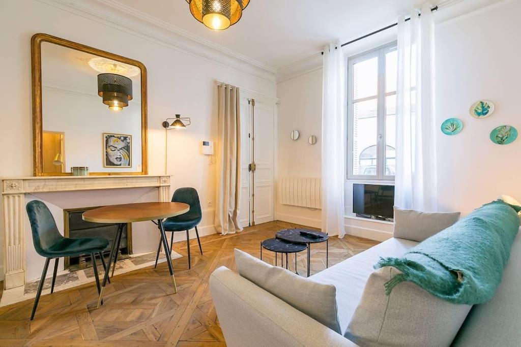 La Closerie Des Cordeliers ديجون المظهر الخارجي الصورة